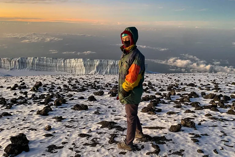 Kilimanjaro Marangu Route & 3-Tage Lodge Safari-11 Tage