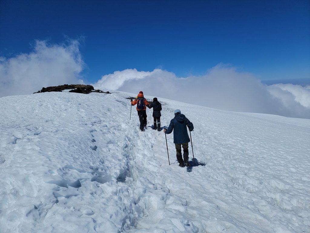 Kilimanjaro Ruta Marangu y Safari en Tanzania 16 días