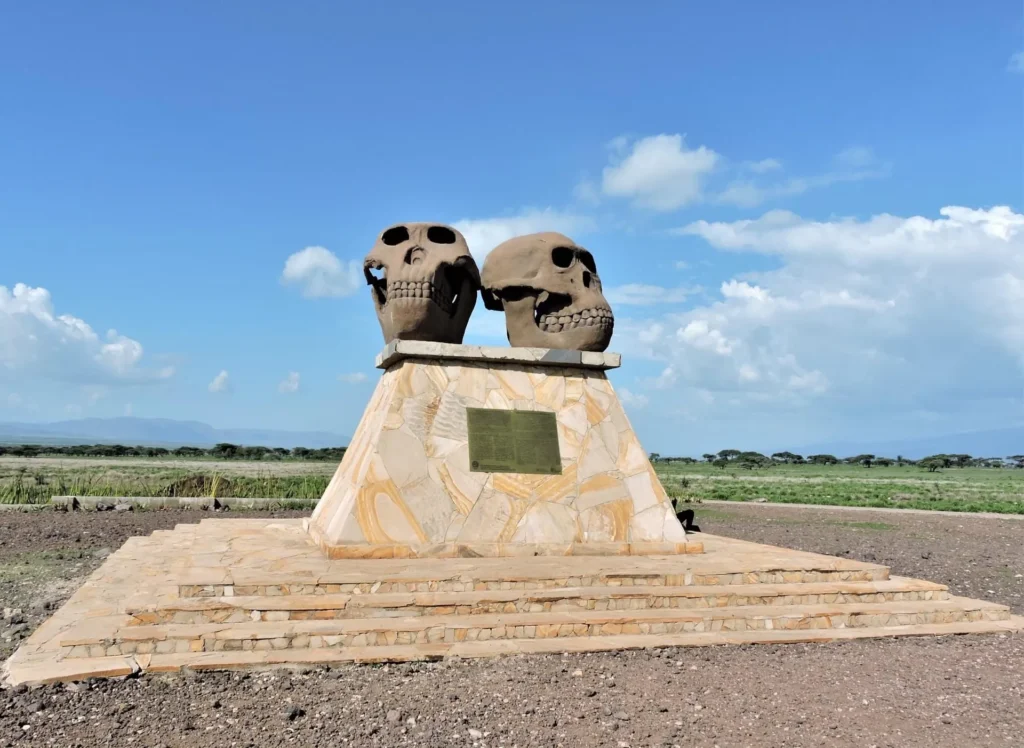 Best Oldest Mankind Evidences you can’t miss in Olduvai Gorge