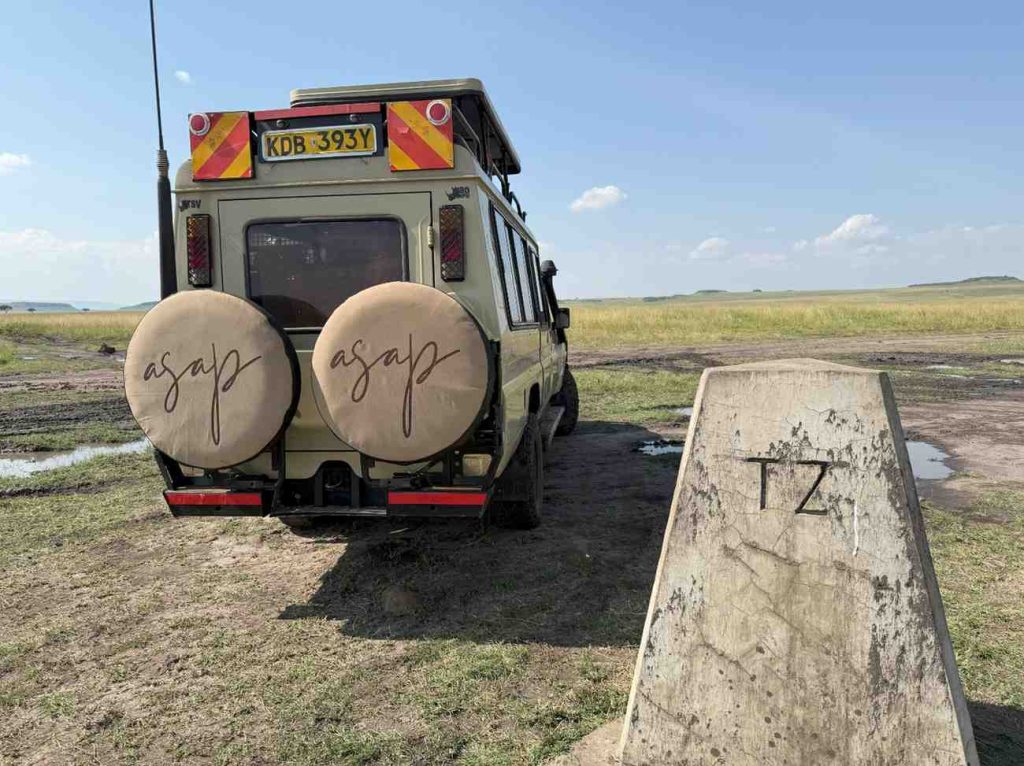 8 Days Safari with Serengeti, Ngorongoro, Manyara, Tarangire and Lake Natron