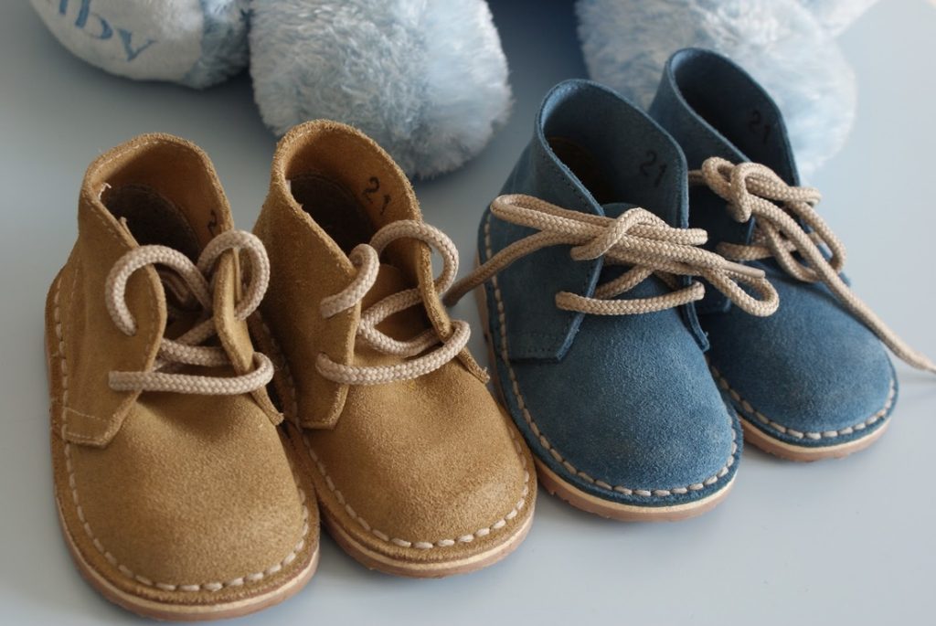 Safari Boots and Walking Shoes for Comfortable Safari Adventures